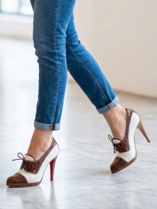 Christian Louboutin Shoes - ⭐Auth Christian Louboutin Brown & Cream Leather Lace-Up Pumps 36.5